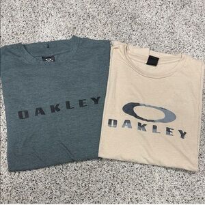 Oakley Graphic T-Shirts Bundle of 2